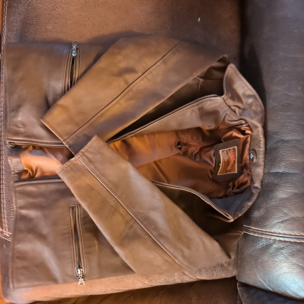 Vintage travlers leather jacket